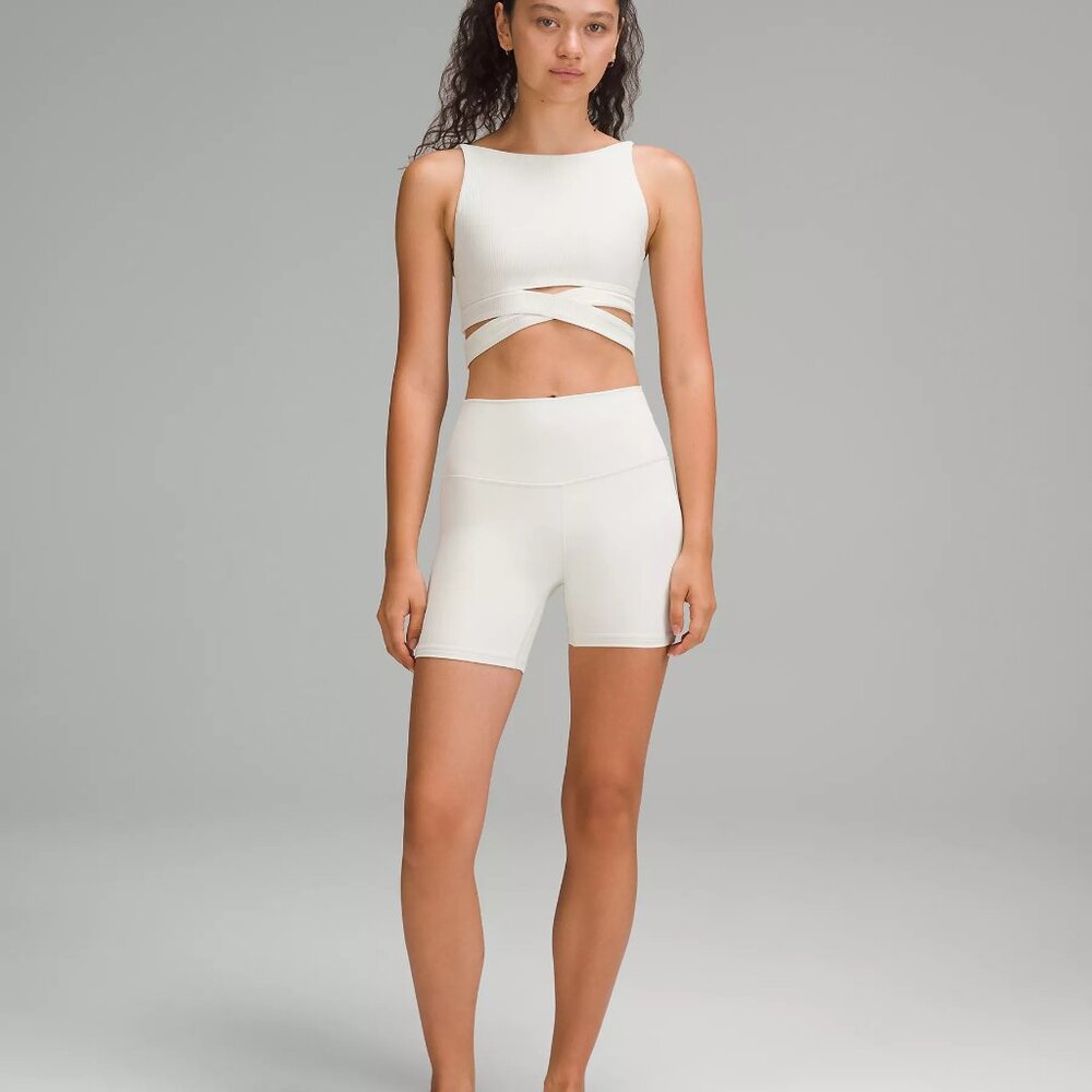 Lululemon - Align Shorts - 6" - Bone